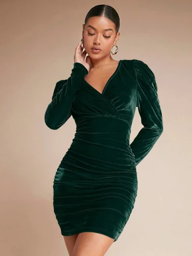 Velvet bodycon dress for cocktail